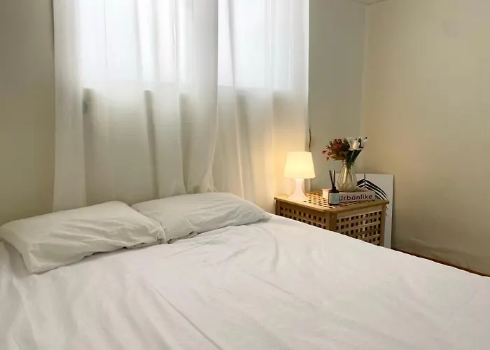 Near Shinchon Station Private House *