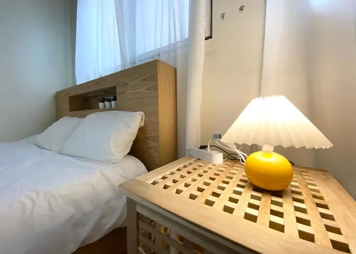Near Shinchon Station Private House Apartment